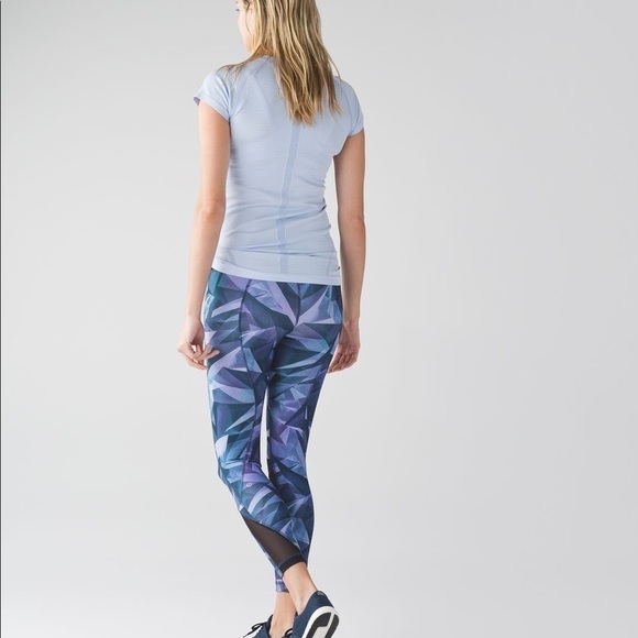 LULULEMON | Inspire Tight II Pretty Prism Black 4 - Picture 3 of 13